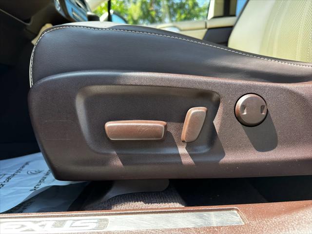 Photo of 2019 Satin Cashmere Metallic Lexus RX 350