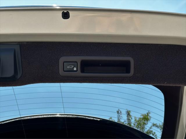 Photo of 2019 Satin Cashmere Metallic Lexus RX 350
