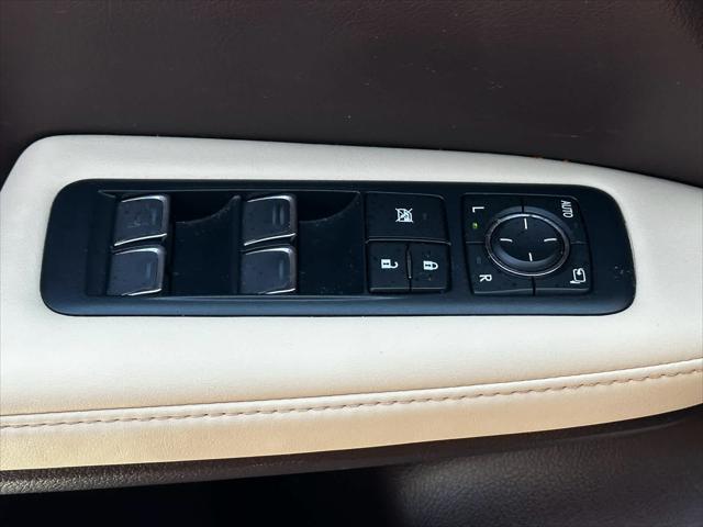 Photo of 2019 Satin Cashmere Metallic Lexus RX 350
