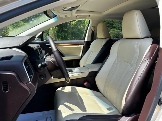 Photo of 2019 Satin Cashmere Metallic Lexus RX 350