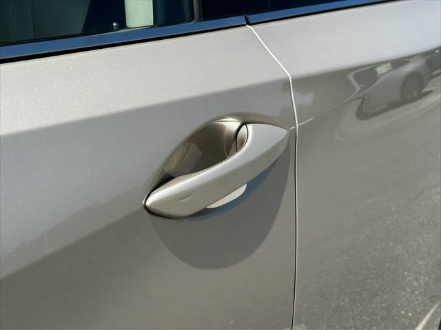 Photo of 2019 Satin Cashmere Metallic Lexus RX 350