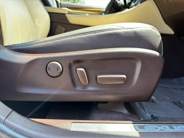 Photo of 2019 Satin Cashmere Metallic Lexus RX 350