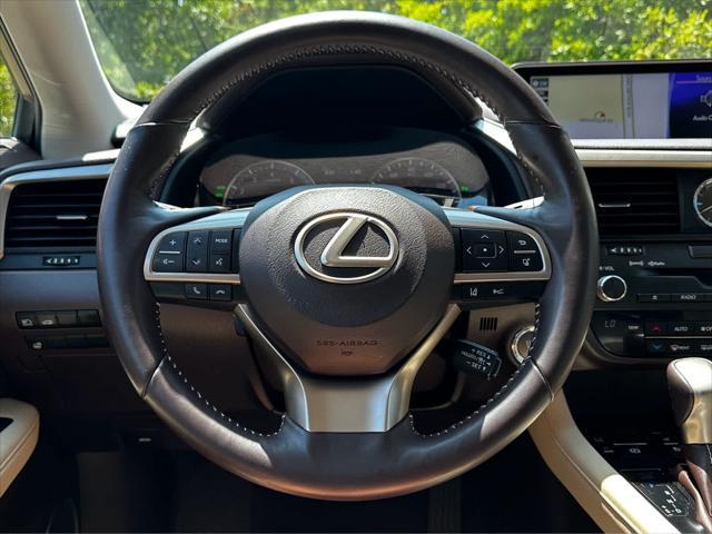 Photo of 2019 Satin Cashmere Metallic Lexus RX 350