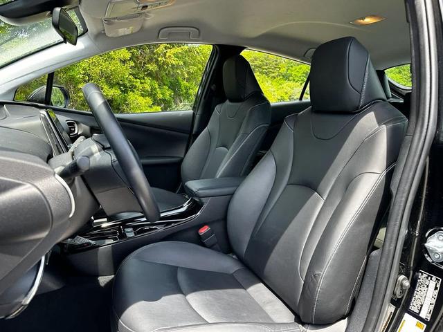 Photo of 2021 Midnight Black Metallic Toyota Prius Prime