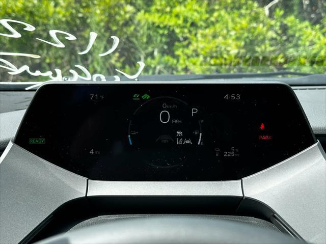 Photo of 2025 Wind Chill Pearl Toyota Prius Plug-In Hybrid