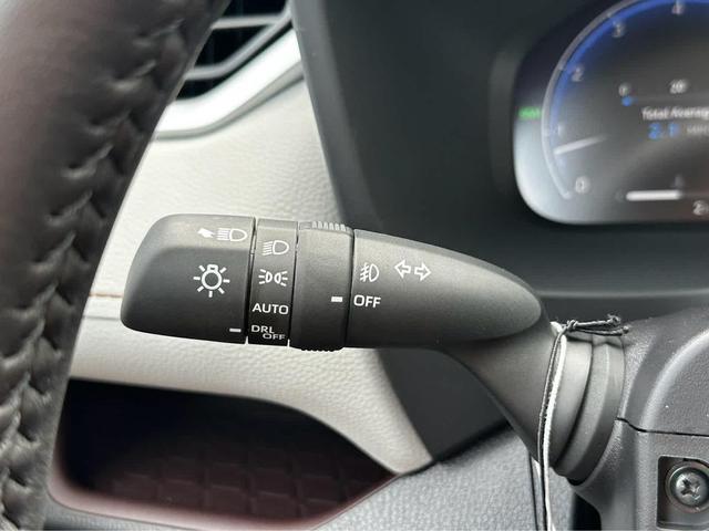 Photo of 2025 Silver Sky Metallic Toyota RAV4