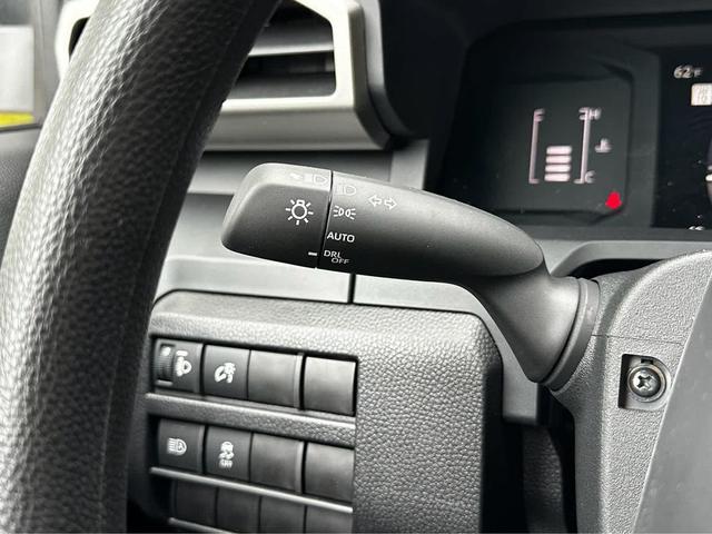 Photo of 2025 Ice Cap Toyota Tacoma
