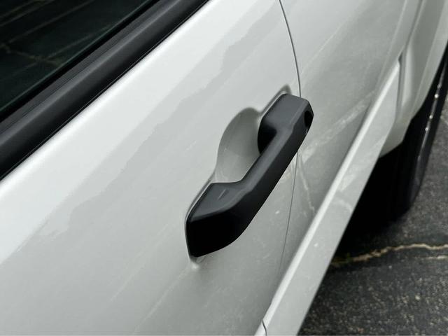 Photo of 2025 Ice Cap Toyota Tacoma