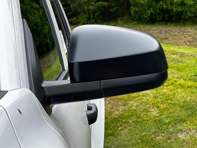 Photo of 2025 Ice Cap Toyota Tacoma