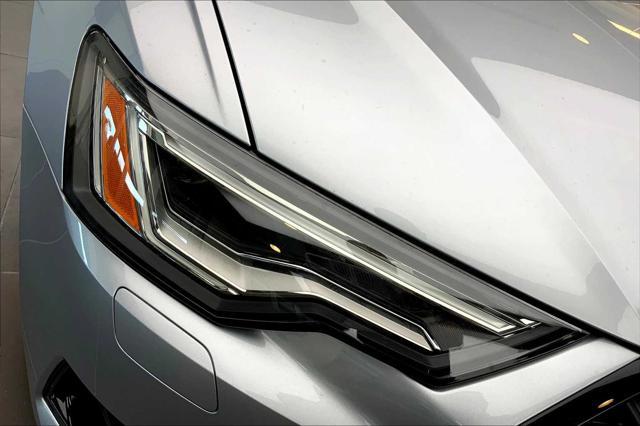 Photo of 2025 Florett Silver Metallic Audi A6
