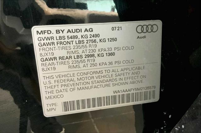 Photo of 2021 Mythos Black Metallic Audi Q5
