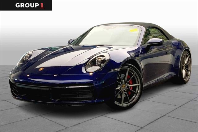 Photo of 2021 Gentian Blue Metallic Porsche 911