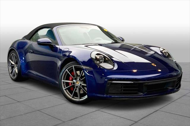 Photo of 2021 Gentian Blue Metallic Porsche 911