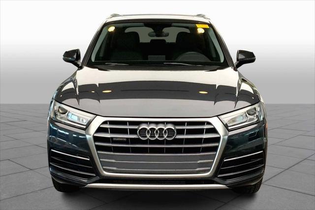 Photo of 2019 Manhattan Gray Metallic Audi Q5