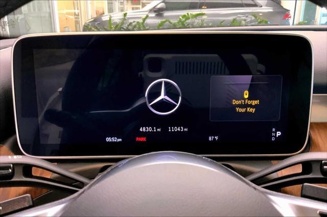 Photo of 2025 WHITE Mercedes-Benz C-Class