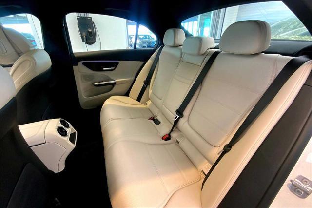 Photo of 2025 WHITE Mercedes-Benz C-Class