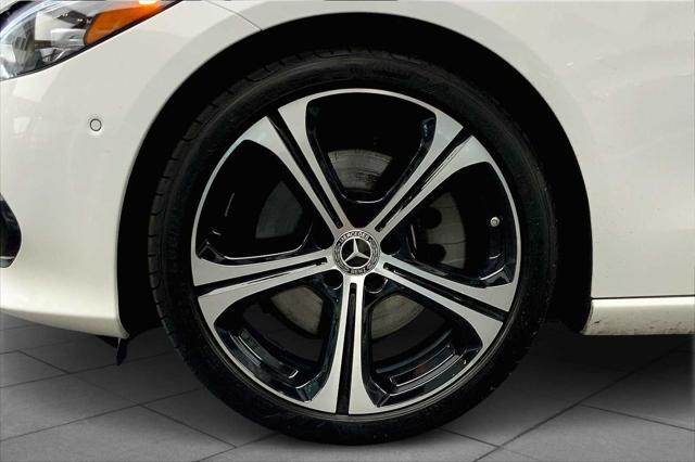 Photo of 2025 WHITE Mercedes-Benz C-Class