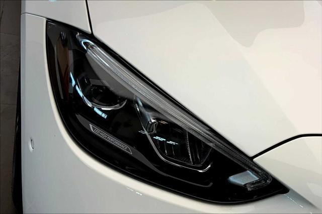Photo of 2025 WHITE Mercedes-Benz C-Class