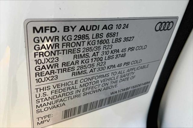 Photo of 2025 Glacier White m Audi SQ8