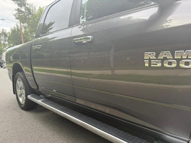 Photo of 2016 Gray RAM 1500