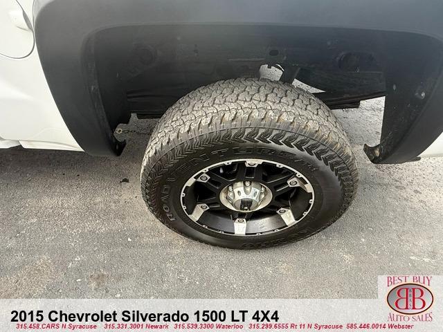 Photo of 2015 White Chevrolet Silverado 1500
