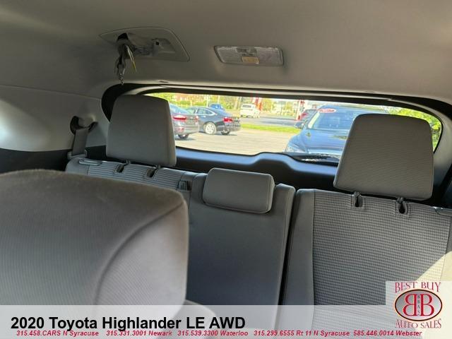 Photo of 2020 Gray Toyota Highlander