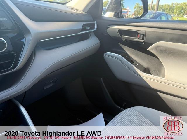 Photo of 2020 Gray Toyota Highlander