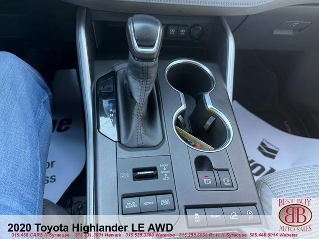 Photo of 2020 Gray Toyota Highlander