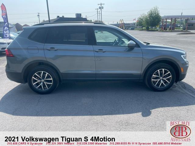 Photo of 2021 Platinum Gray Metallic Volkswagen Tiguan