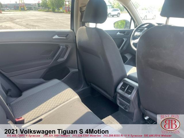 Photo of 2021 Platinum Gray Metallic Volkswagen Tiguan