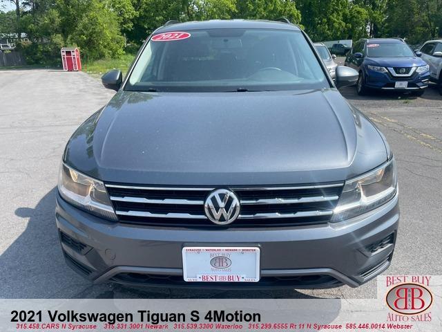 Photo of 2021 Platinum Gray Metallic Volkswagen Tiguan