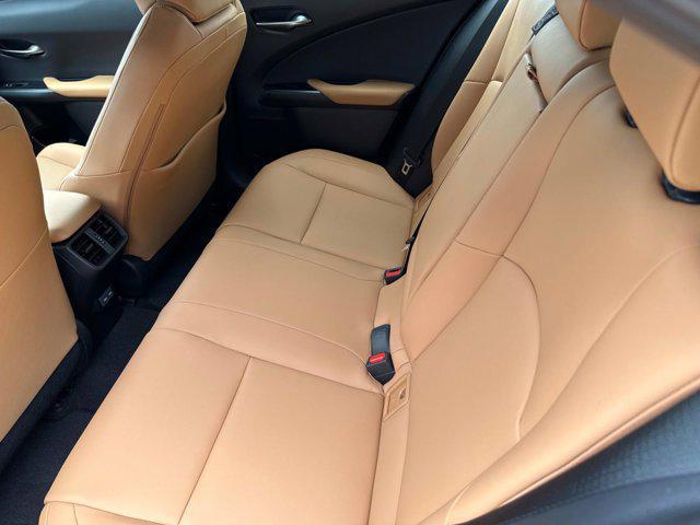 Photo of 2025 Obsidian Lexus UX 300h