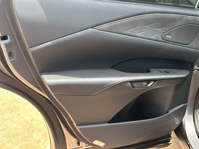 Photo of 2023 Gray Pearl Lexus RX 350