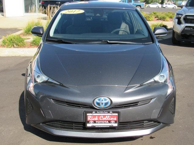 Photo of 2017 Magnetic Gray Metallic Toyota Prius