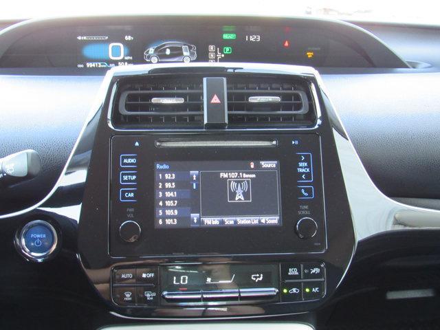 Photo of 2017 Magnetic Gray Metallic Toyota Prius