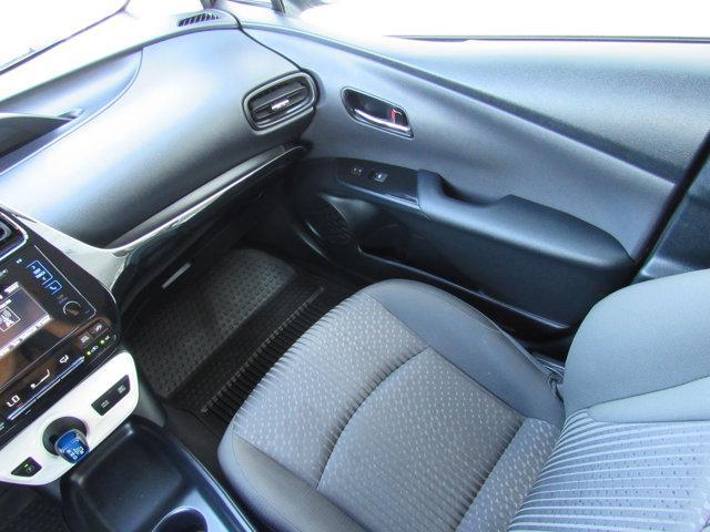 Photo of 2017 Magnetic Gray Metallic Toyota Prius