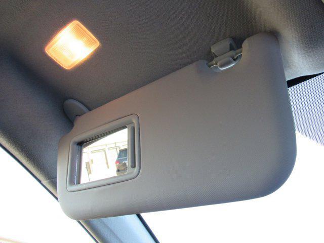 Photo of 2017 Magnetic Gray Metallic Toyota Prius