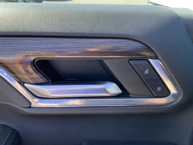 Photo of 2023 Glacier Blue Metallic Chevrolet Silverado 1500