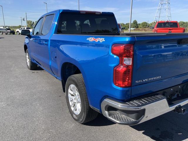 Photo of 2023 Glacier Blue Metallic Chevrolet Silverado 1500