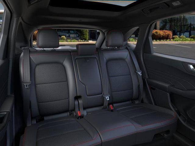 Photo of 2025 Star White Ford Escape