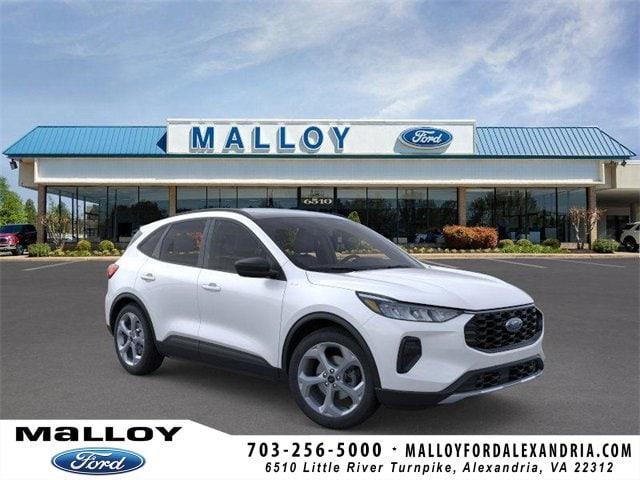Photo of 2025 Star White Ford Escape