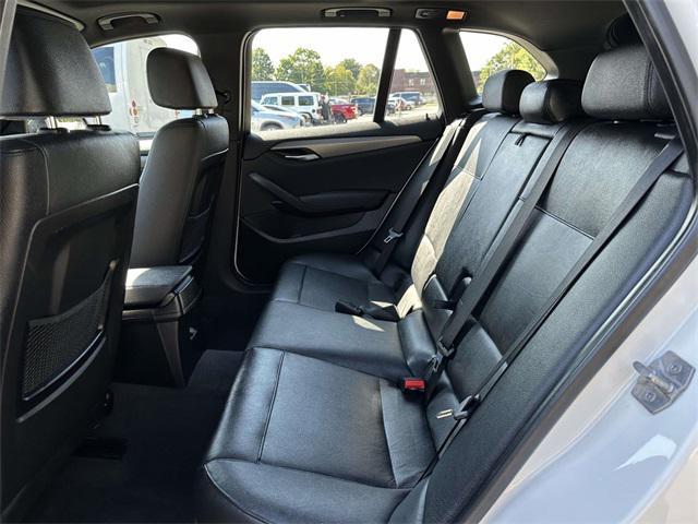 Photo of 2015 Alpine White BMW X1