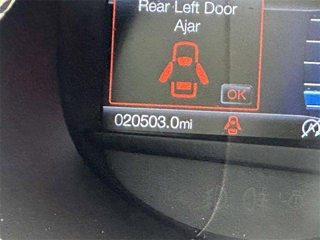 Photo of 2024 Rapid Red Metallic Tinted Clearcoat Ford Edge