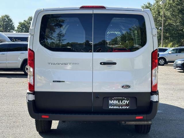 Photo of 2023 Oxford White Ford Transit-250
