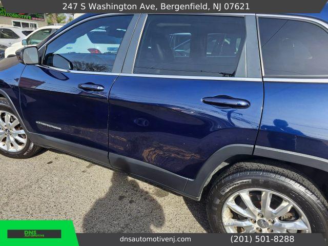 Photo of 2014  Jeep Cherokee