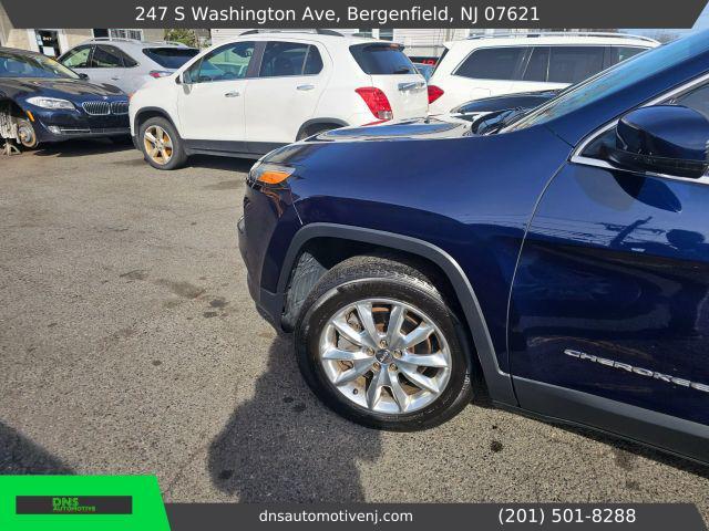 Photo of 2014  Jeep Cherokee