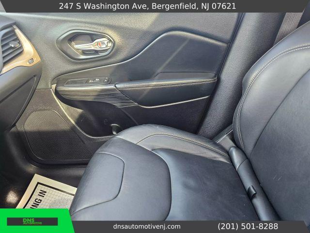 Photo of 2014  Jeep Cherokee