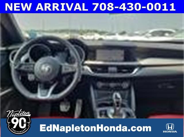 Photo of 2022 Vulcano Black Metallic Alfa Romeo Stelvio