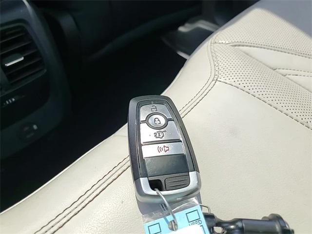 Photo of 2022 Iced Blue Silver Metallic Ford Mustang Mach-E