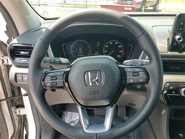 Photo of 2025 Platinum White Pearl Honda Pilot